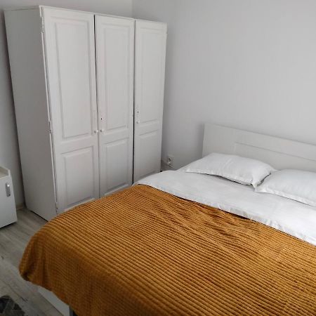 Bulevard Apartament Apartman Gyulafehérvár Kültér fotó